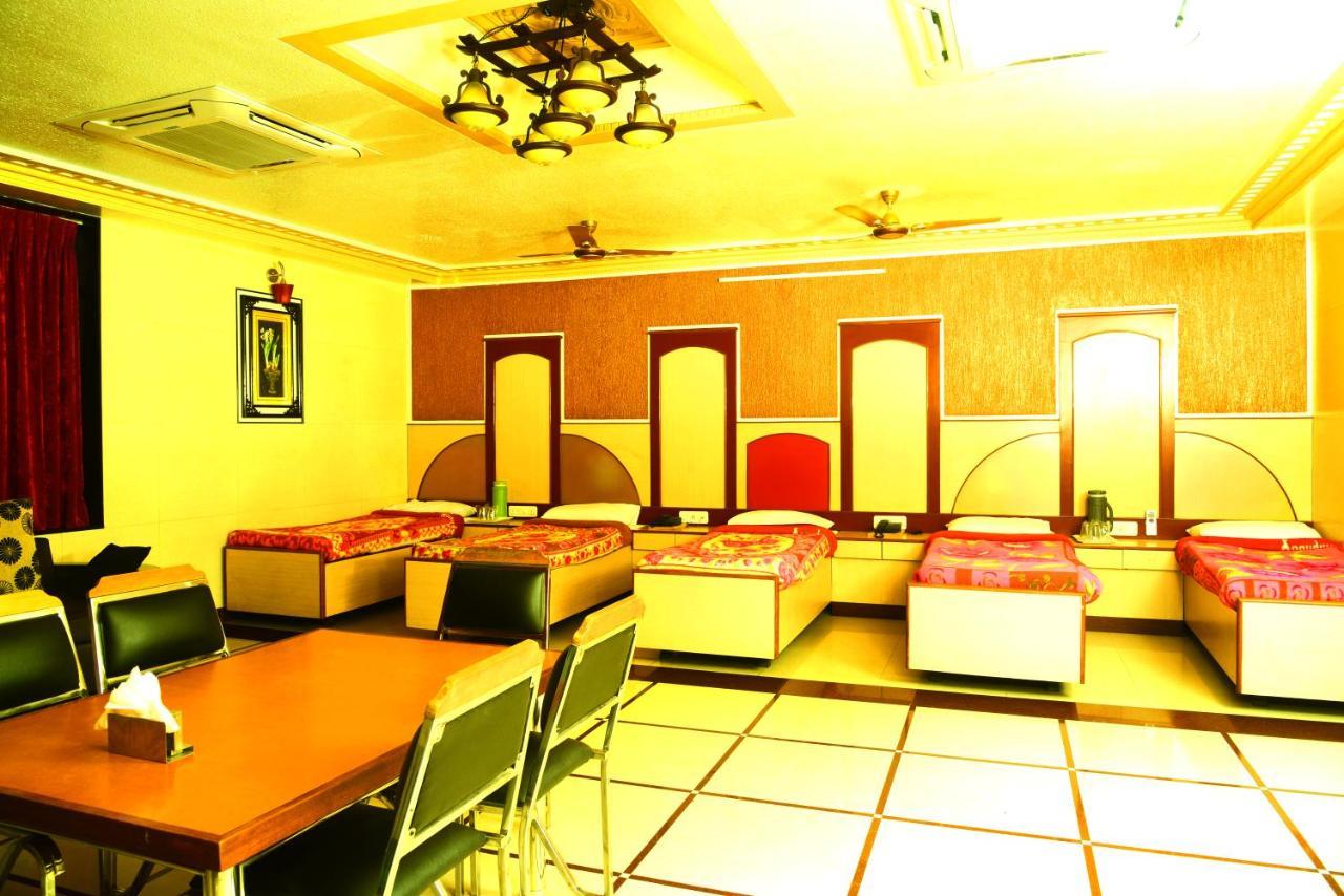 The Grand Krishna Rooms Bangalore Exterior foto