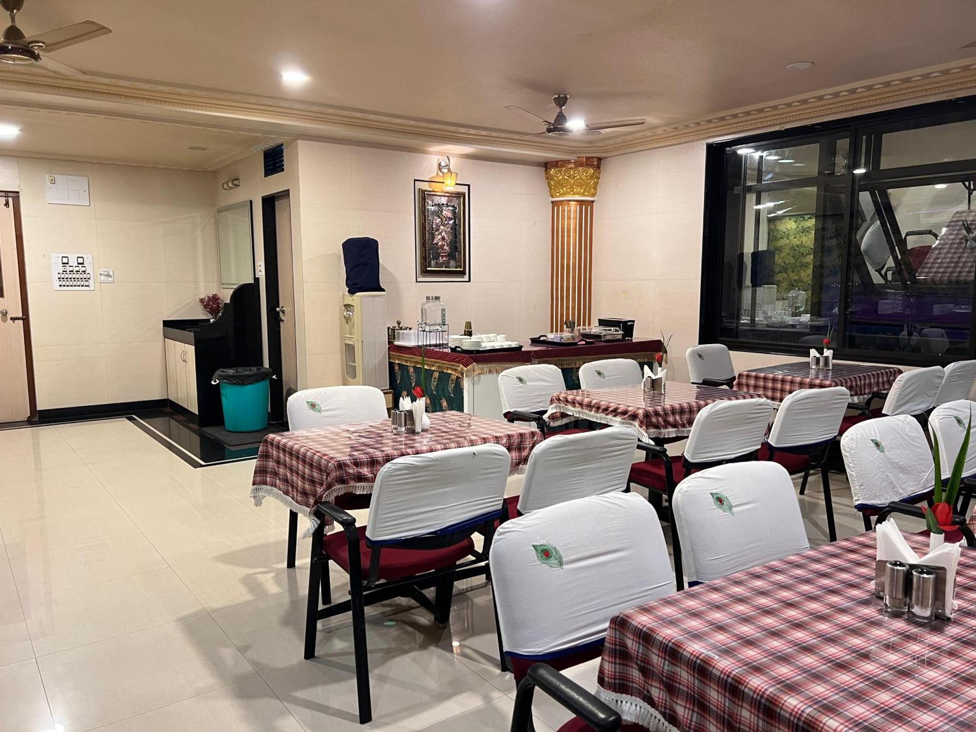 The Grand Krishna Rooms Bangalore Exterior foto
